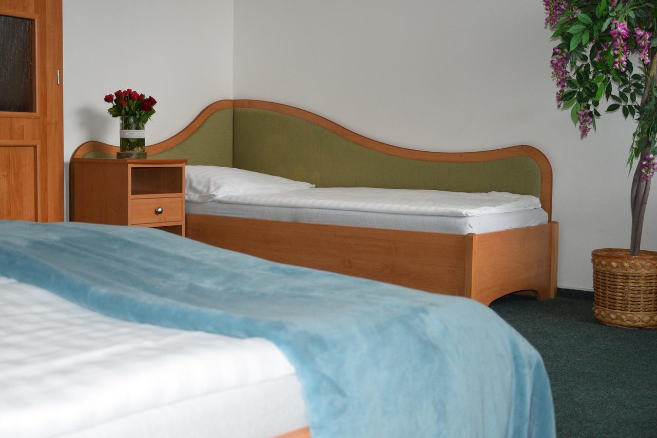 Hotel Jaskovska Krcma Horní Těrlicko エクステリア 写真