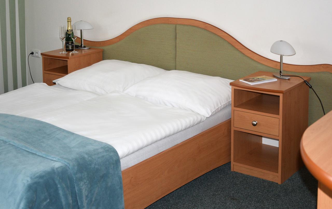 Hotel Jaskovska Krcma Horní Těrlicko エクステリア 写真